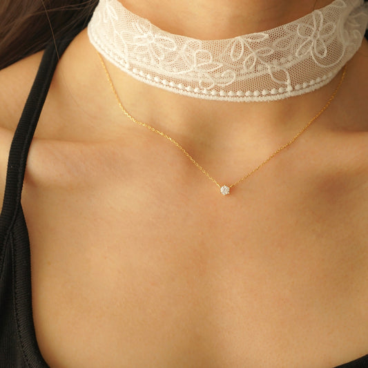 Iyanna Solitaire Necklace (Gold)