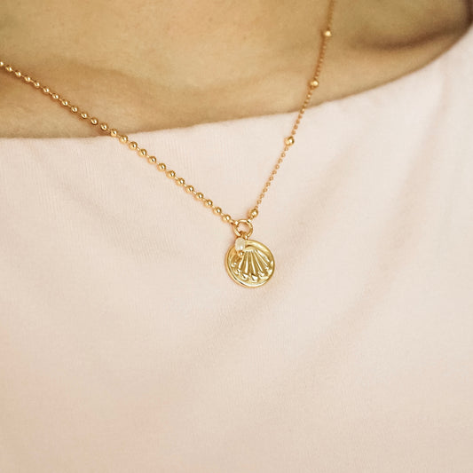 Nyra Seashell Pearl Necklace