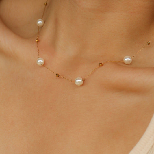 Skye Pearl Necklace