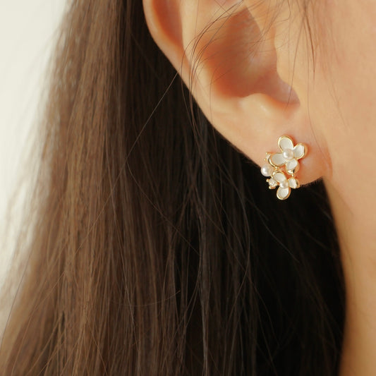 Yelena White Bloom Earrings