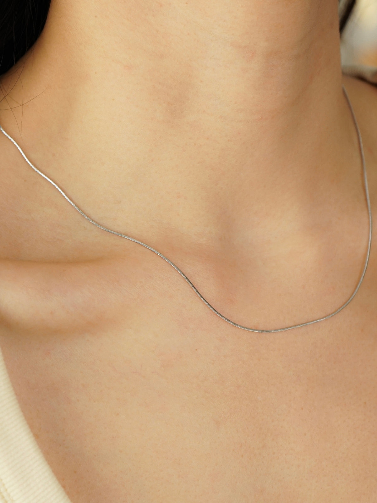 Ulrika Square Snake Chain Necklace (Silver)