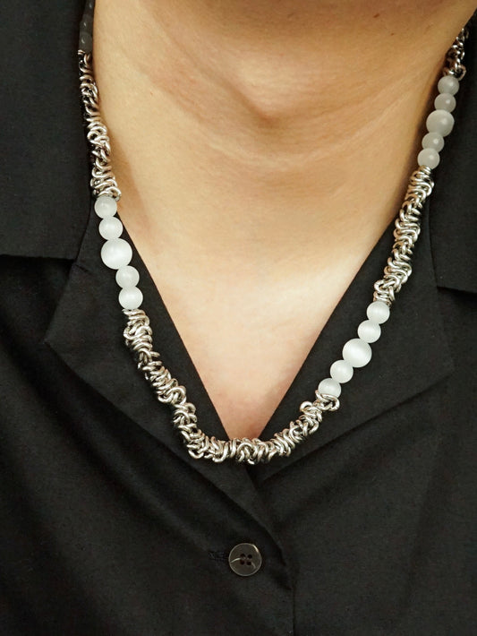 Vance Twisted Chain Beaded Necklace