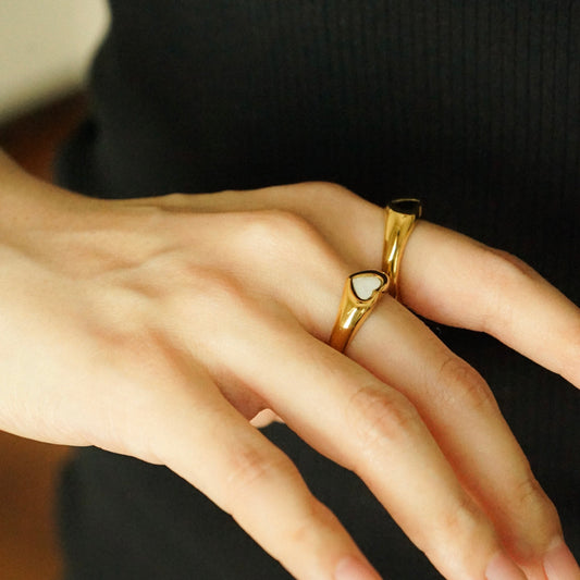Sevyn Heart Ring (White)