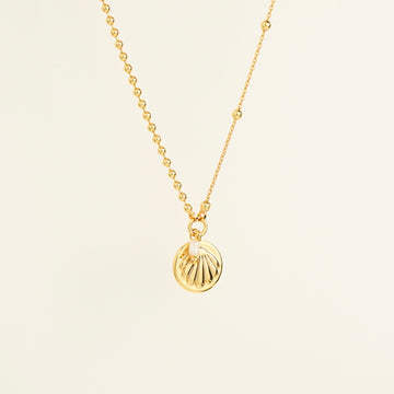 Nyra Seashell Pearl Necklace