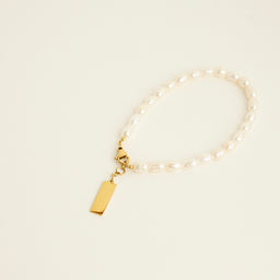 Ainsley Pearl Bracelet