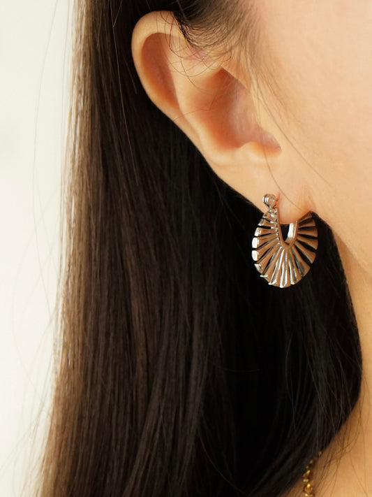 Paisleigh Sunburst Earring (Silver)