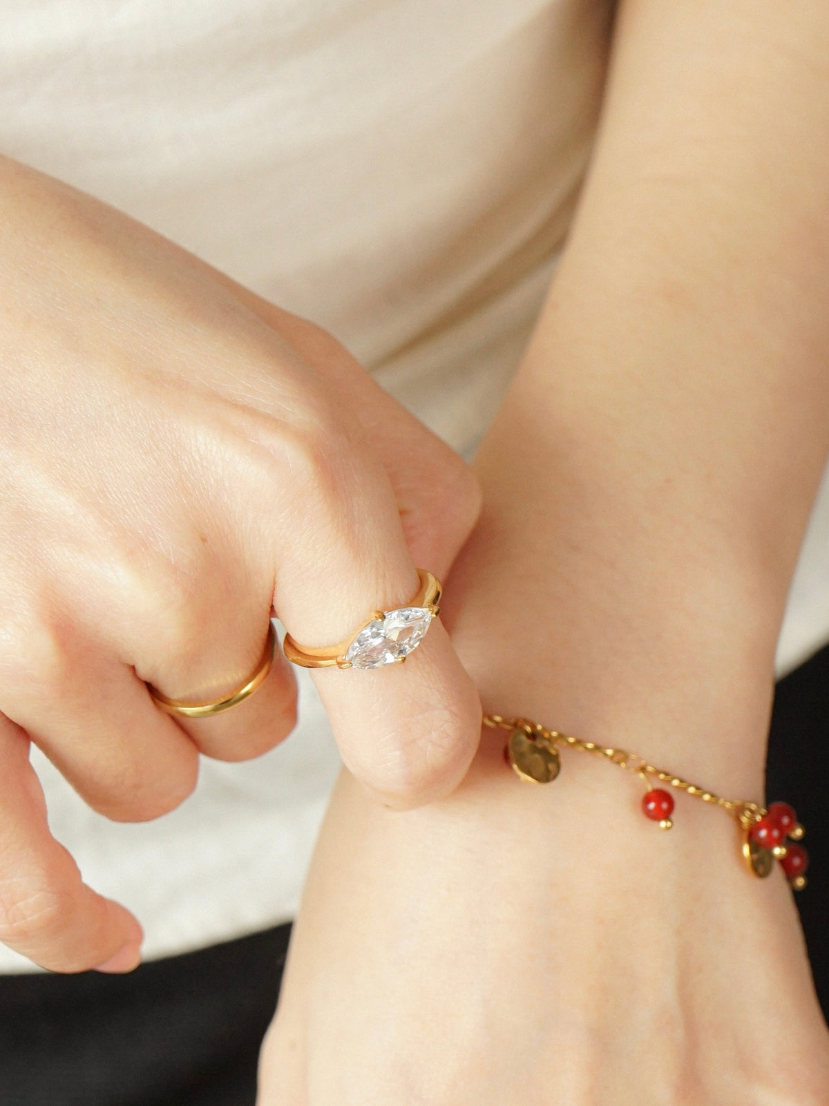 Izzy Marquise Ring