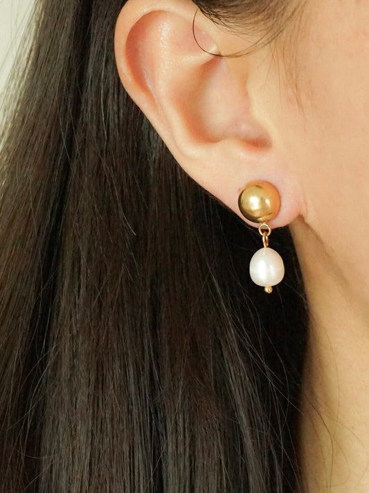 Elyse Pearl Drop Earrings