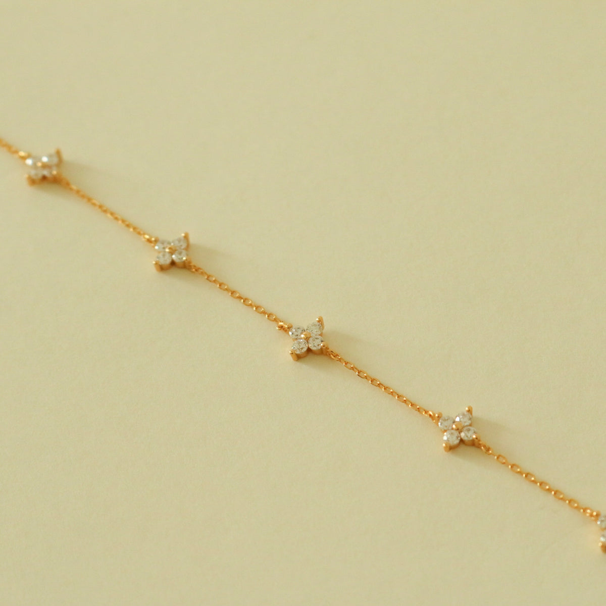 Hailee Clover Bracelet (Gold)