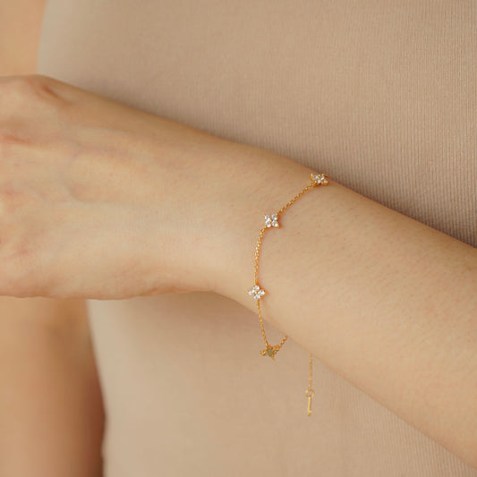 Hailee Clover Bracelet (Gold)