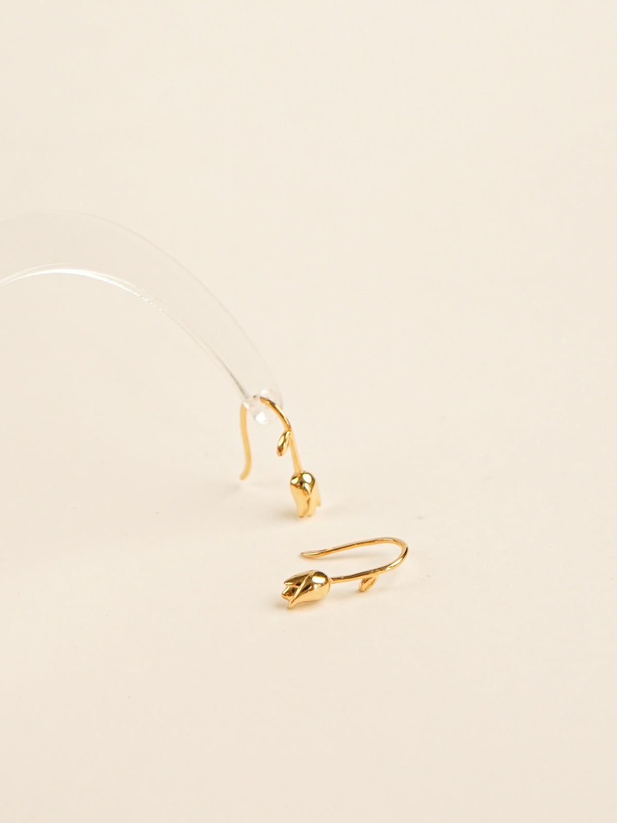 Paula Tulip Hook Earrings (Gold)
