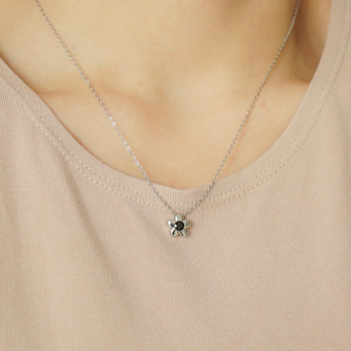 Fafa Necklace