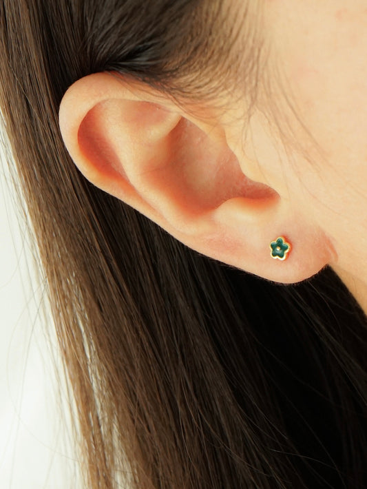 Indy Flower Barbell Earrings (Green)