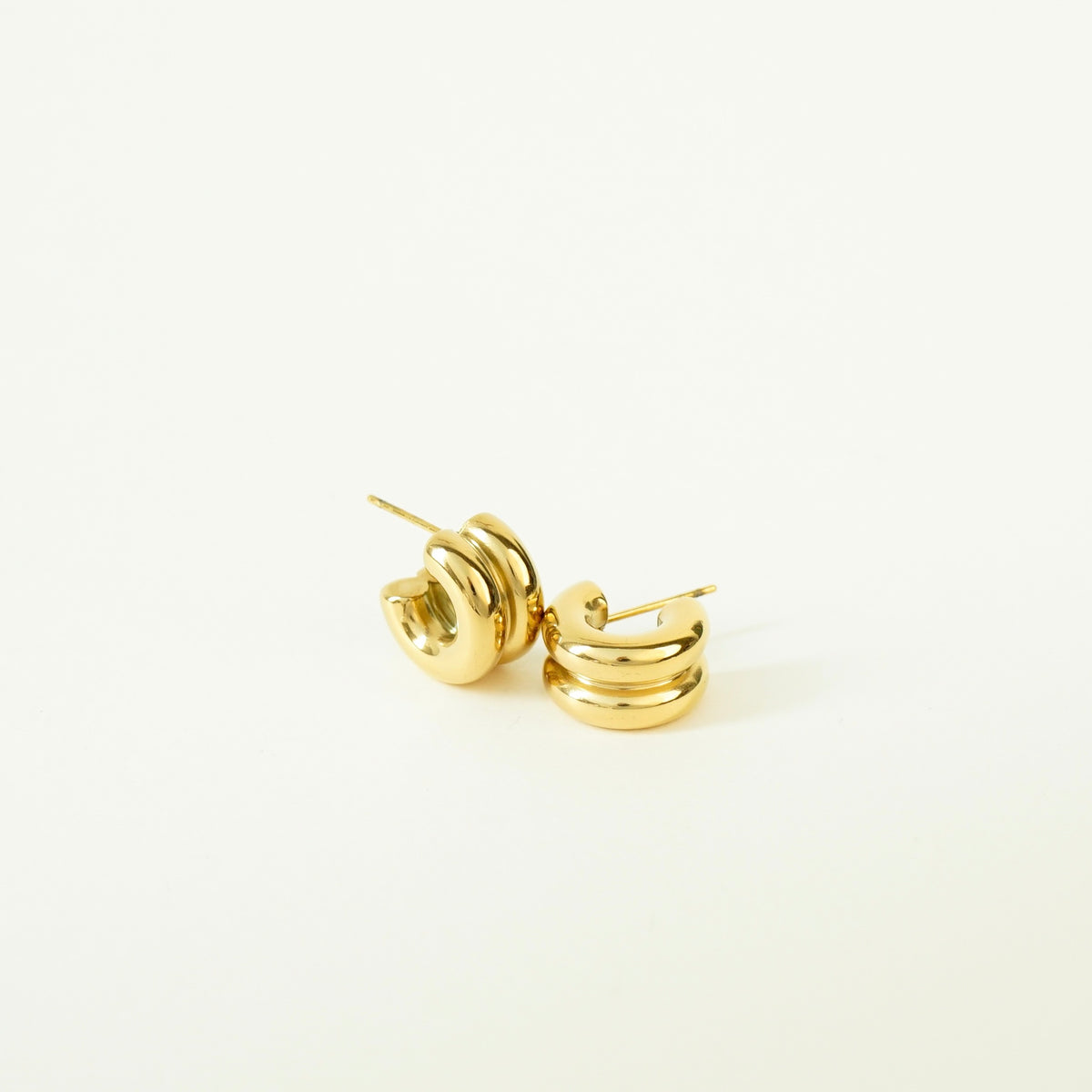Novalee Double C Hoop Earrings (Gold)