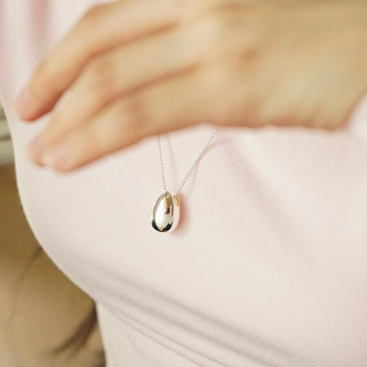Remy Droplet Long Necklace
