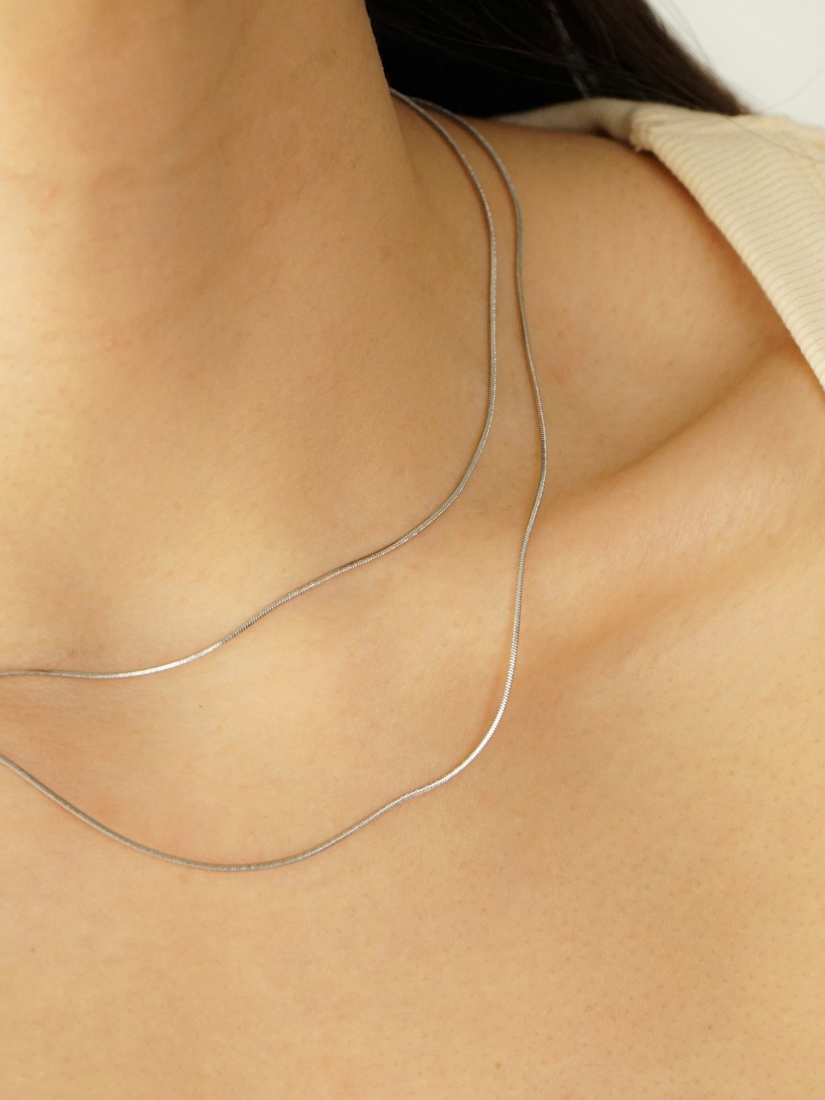 Ulrika Square Snake Chain Necklace (Silver)