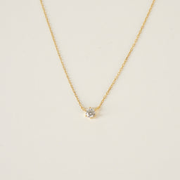 Iyanna Solitaire Necklace (Gold)