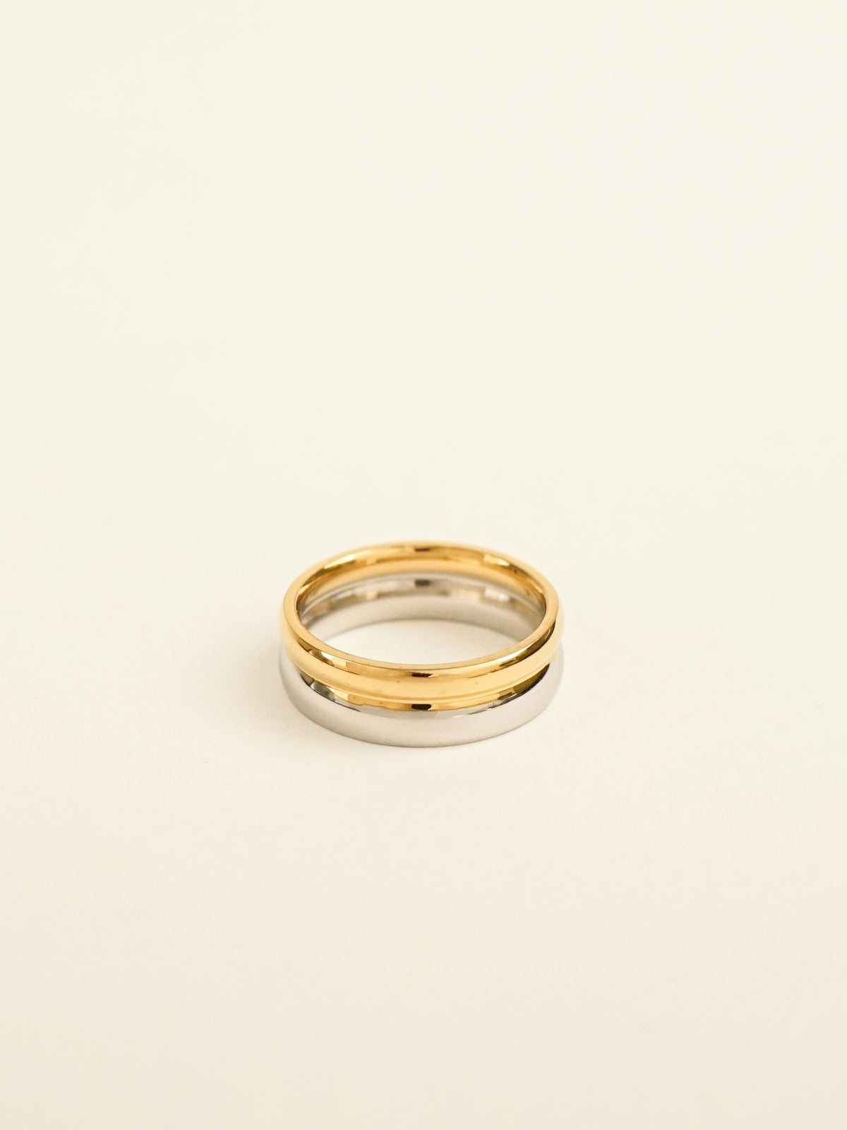 Vaeda Duo Tone Band Ring