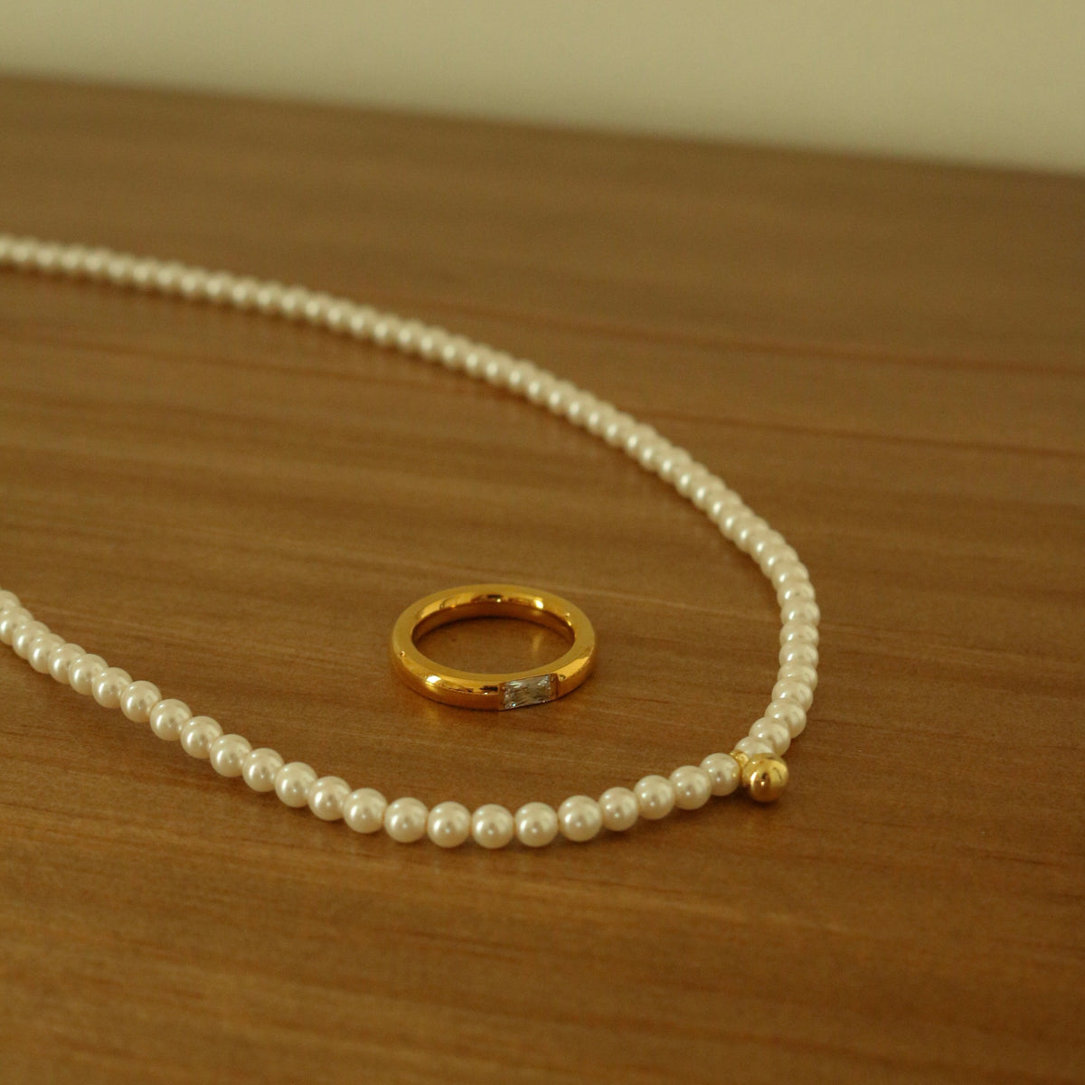 Vada Pearl Necklace