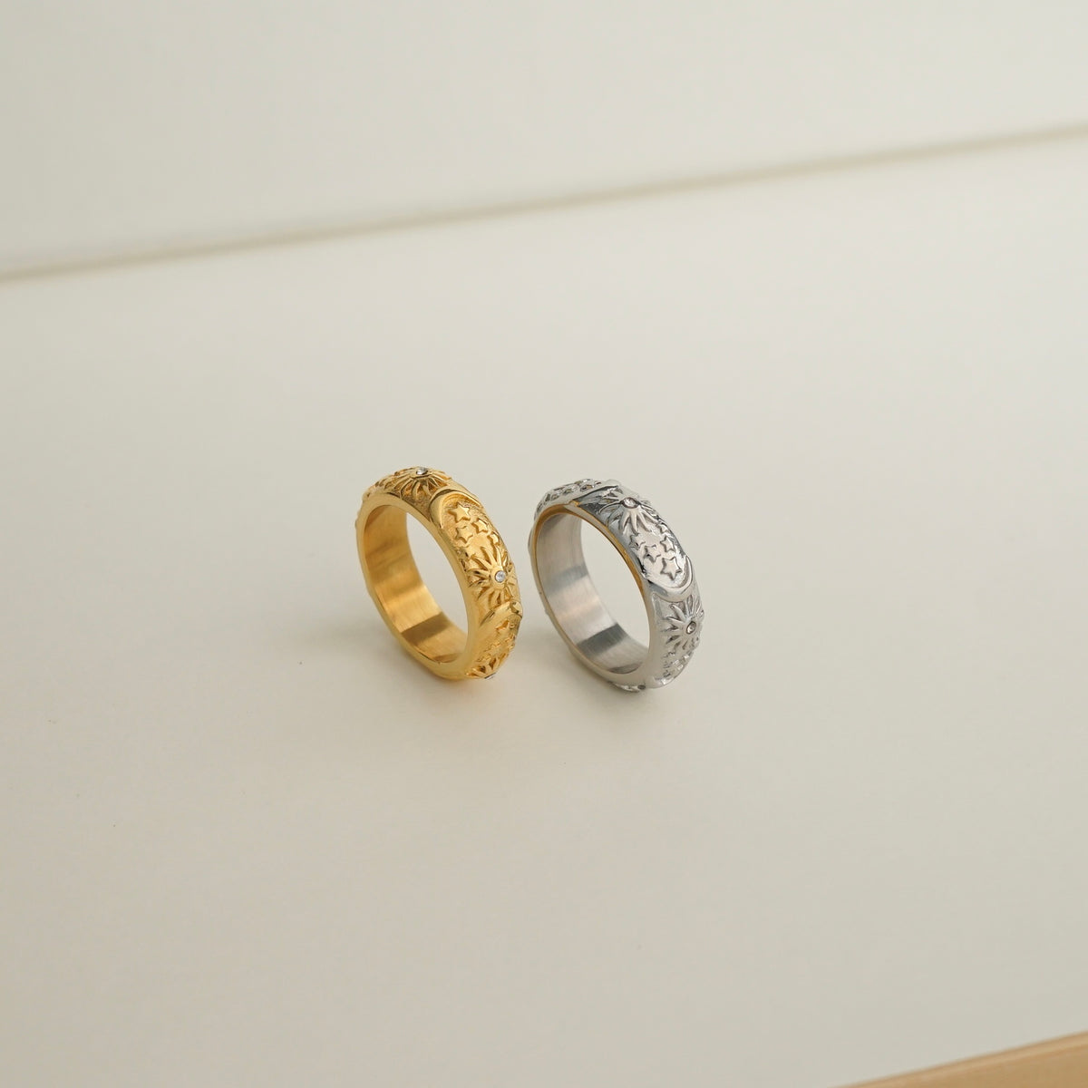 Isabell Celestial Ring (Gold)