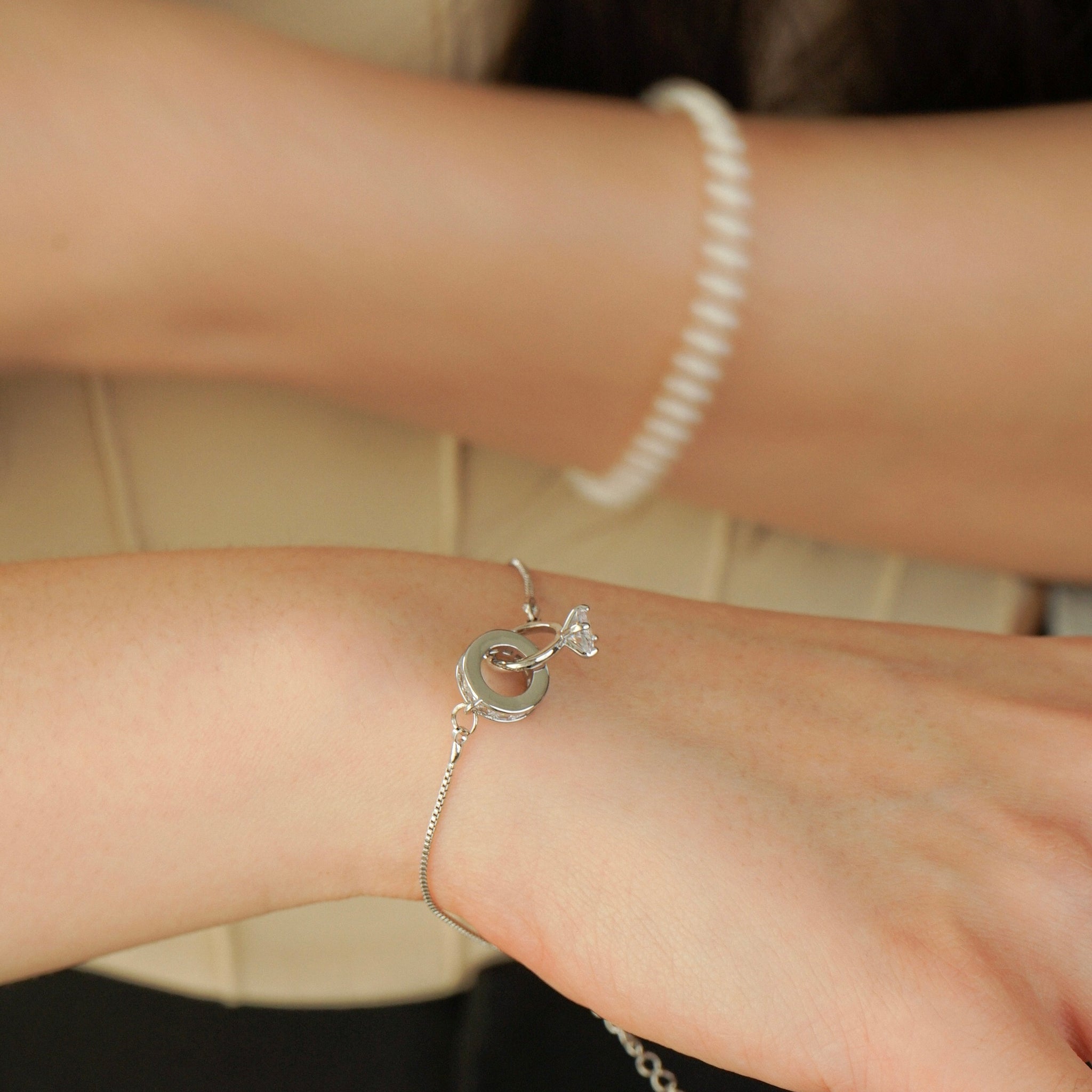 Keyla Interlocking Rings Bracelet (Silver)
