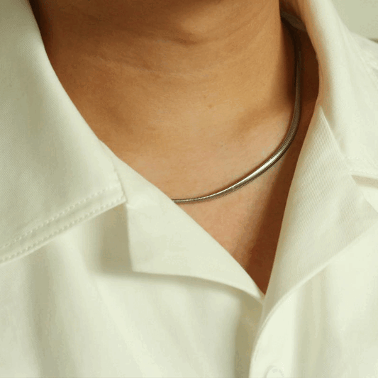 Mateo Herringbone Chain Necklace