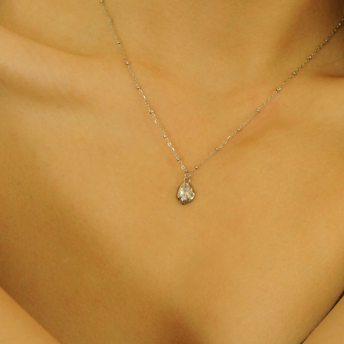 Sylvia Lava Necklace (Silver)