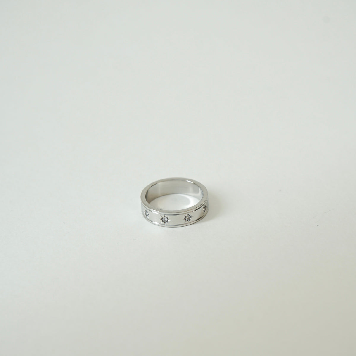 Rhea Star Band Ring (Silver)