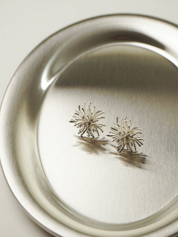 Jaysea Anemone Stud Earrings (Silver)