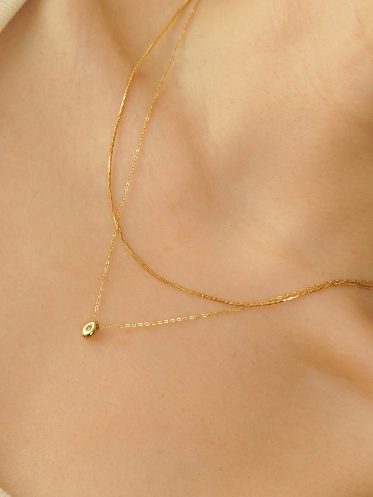 Ulrika Square Snake Chain Necklace (Gold)