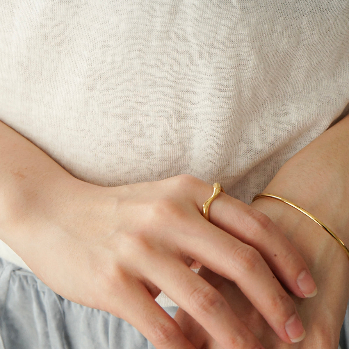 Denver Curved Ring (Gold)