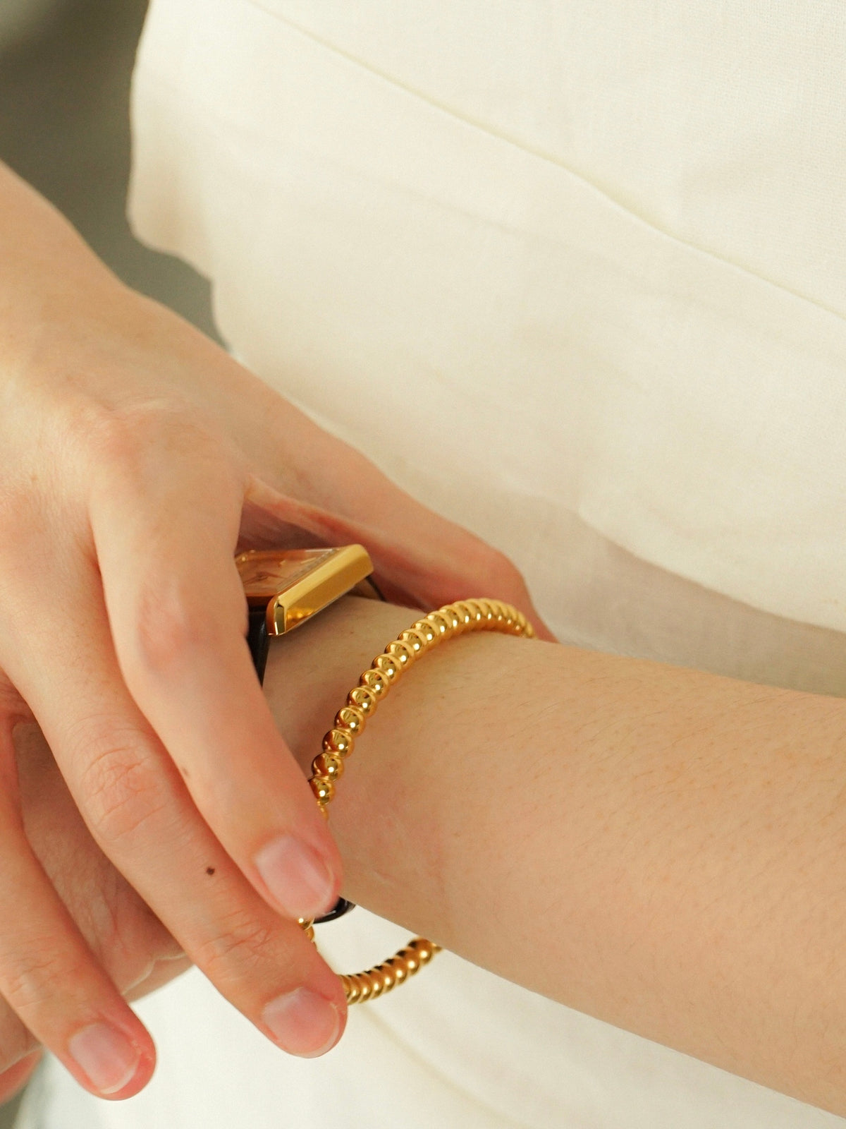Belle Beaded Bangle (Gold)