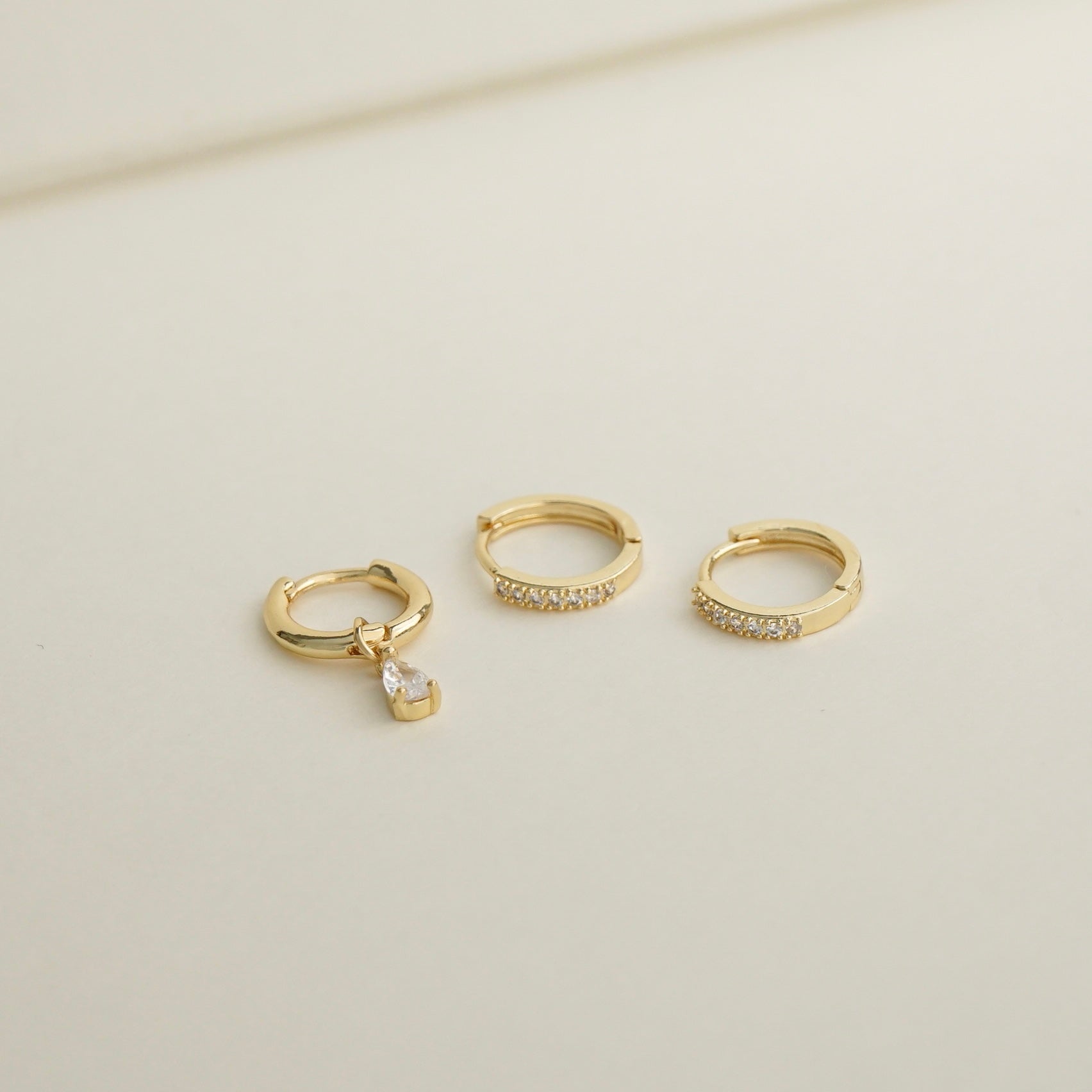 Giada Huggie Earring Set (Gold)