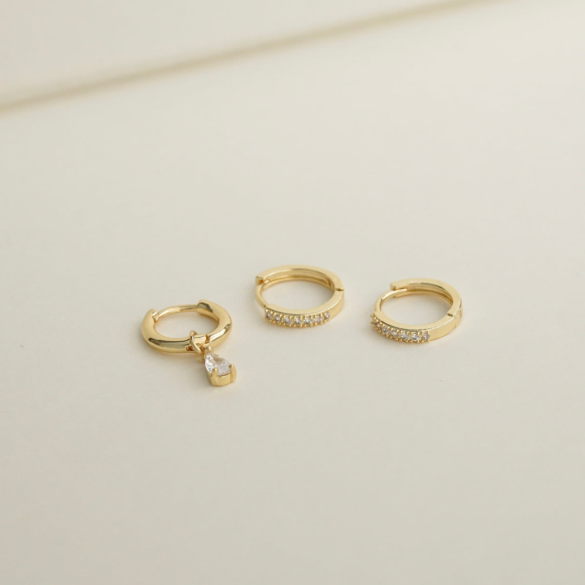 Giada Huggie Earring Set (Gold)