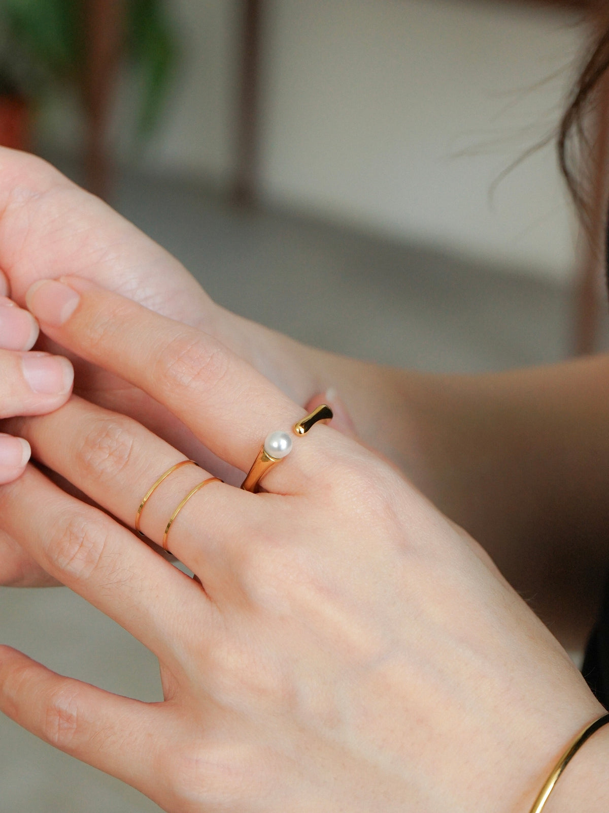 Quella Pearl Open Ring (Gold)