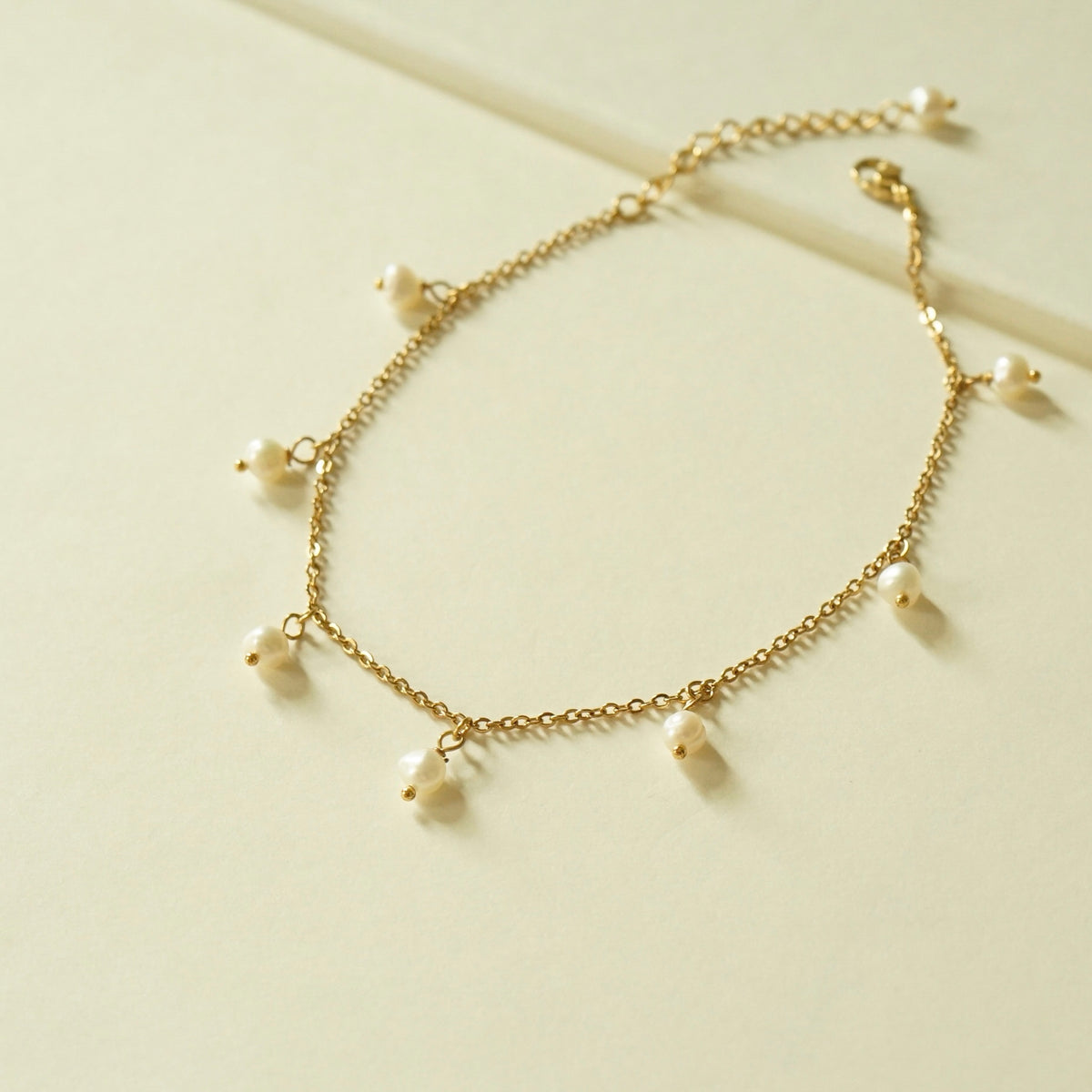 Hollis Pearl Anklet