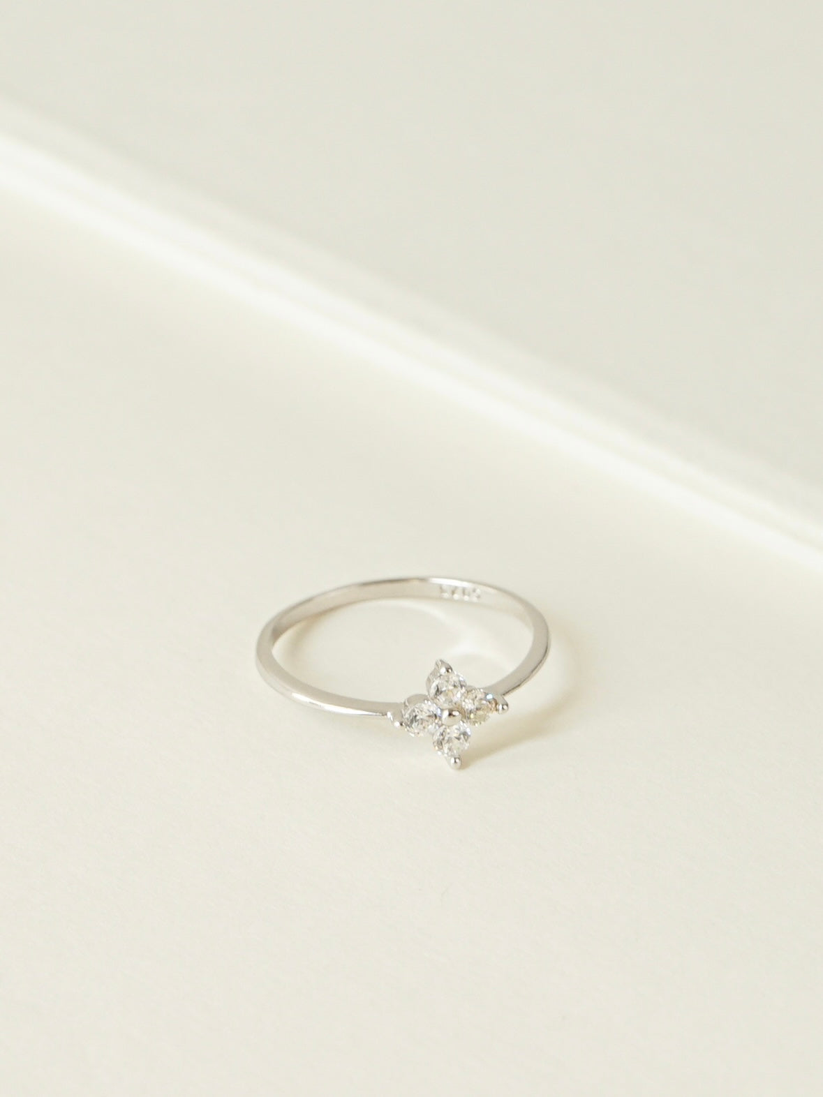 Leona Clover Ring (Silver)