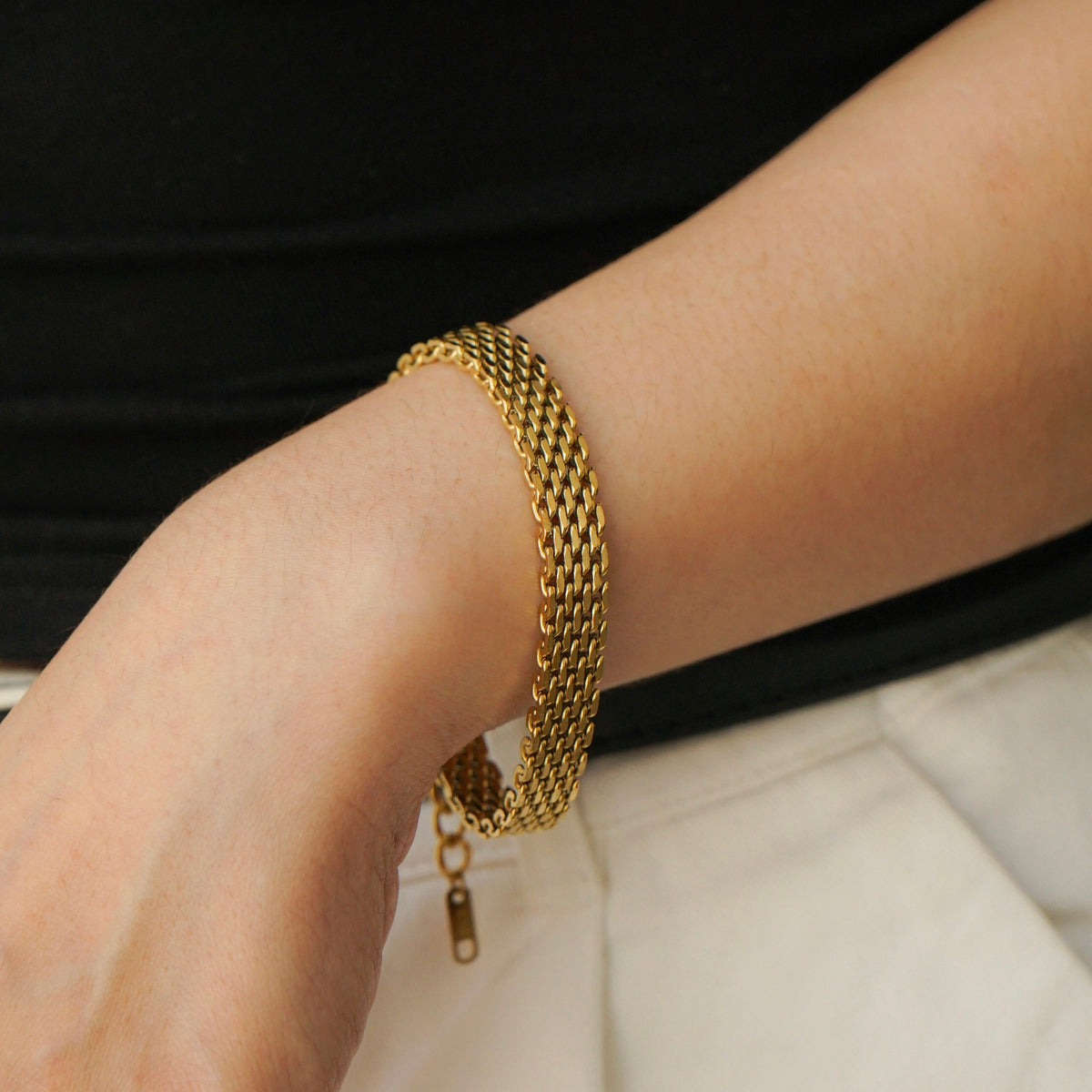 Isa Mesh Chain Bracelet