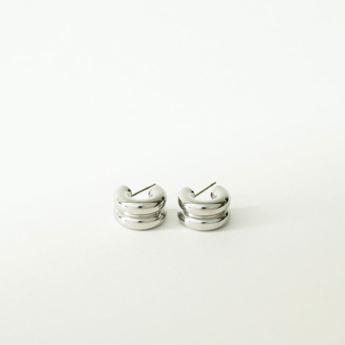 Novalee Double C Hoop Earrings (Silver)