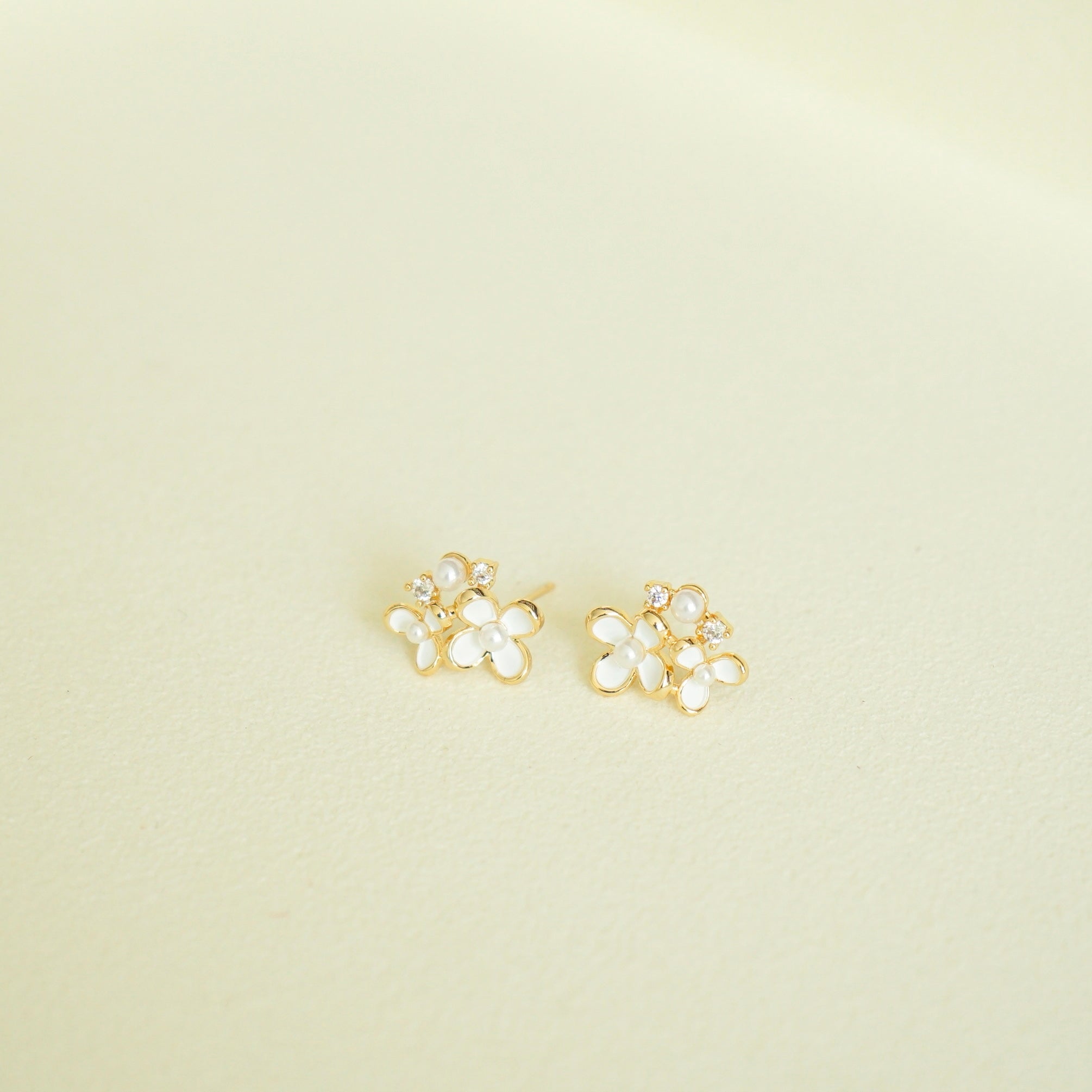 Yelena White Bloom Earrings