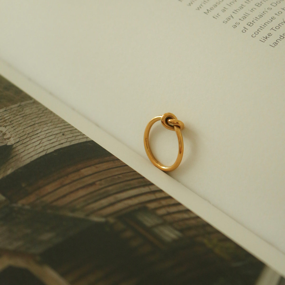Tinsley Knot Ring