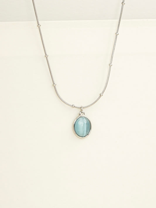 Fatou Oval Cat Eye Necklace (Silver)