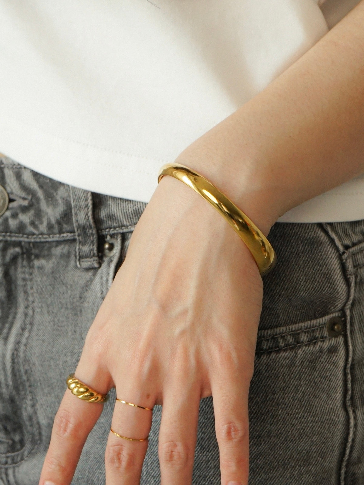 Malani Open Cuff Bangle (Gold)