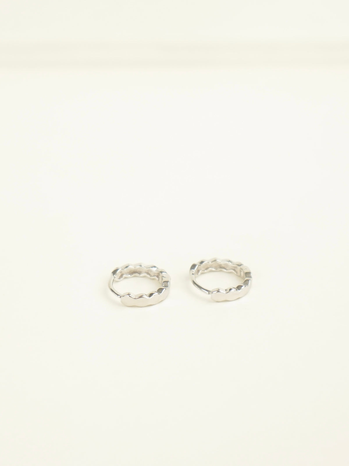 Julietta Hexagon Huggie Earrings (Silver)