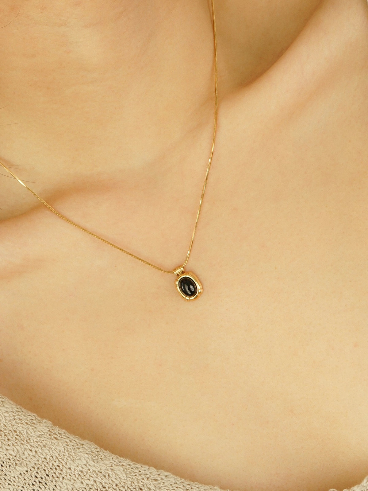 Rayna Black Onyx Necklace