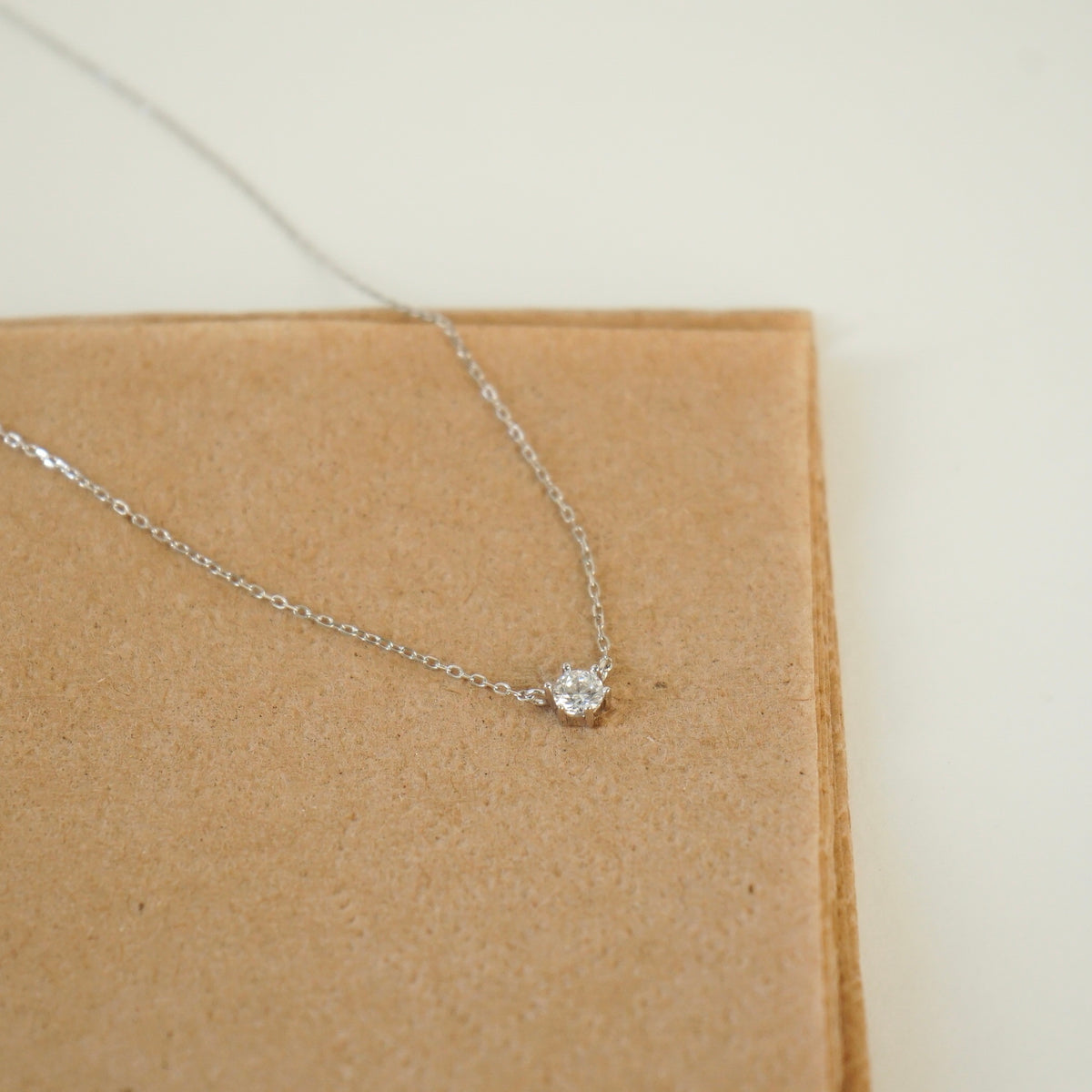 Iyanna Solitaire Necklace (Silver)
