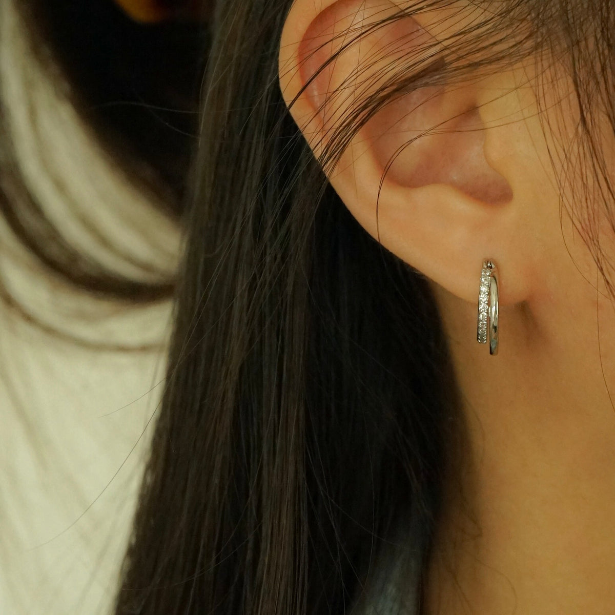 Regina Duo Huggie Earrings (Silver)