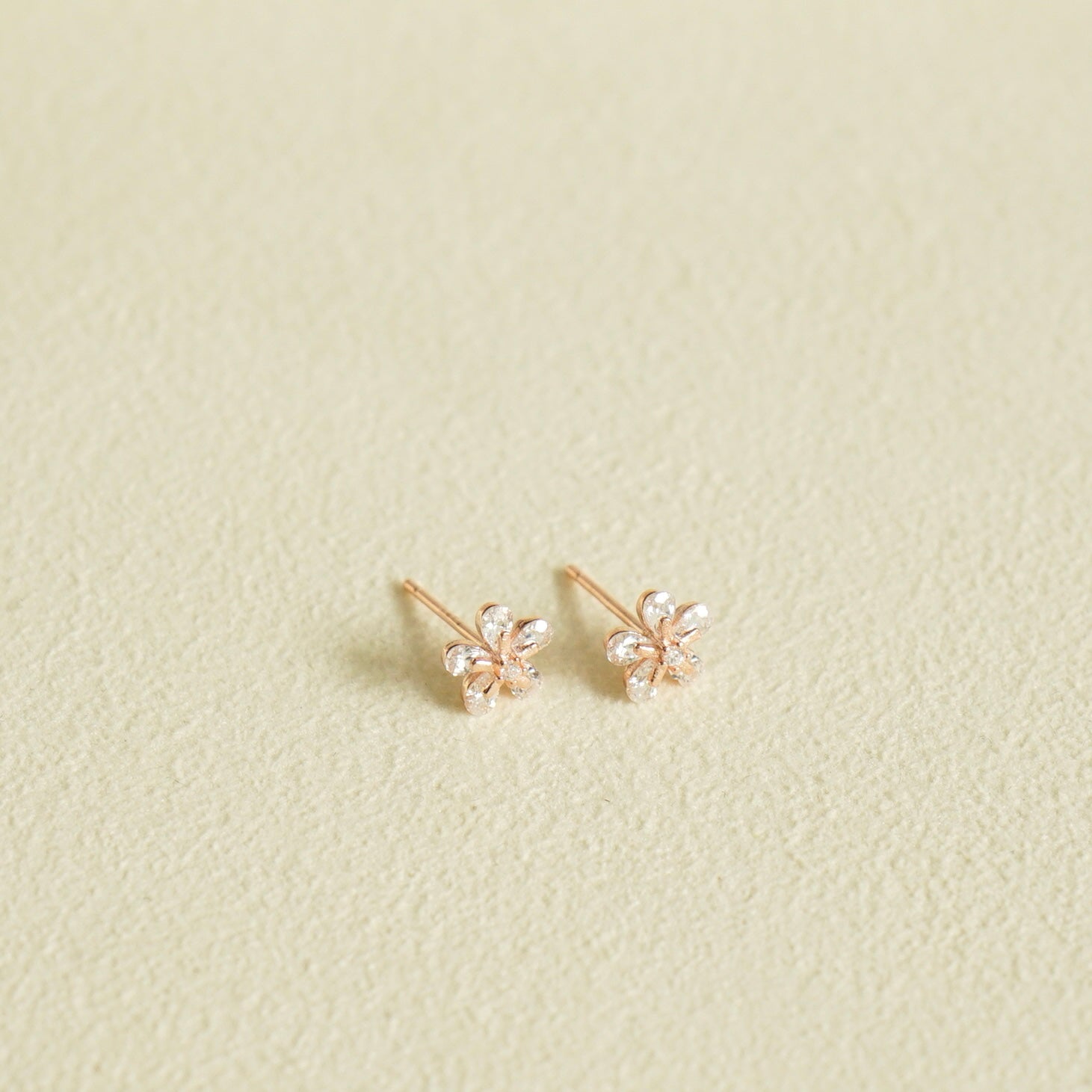 Christine Flower Stud Earrings (Rose Gold)