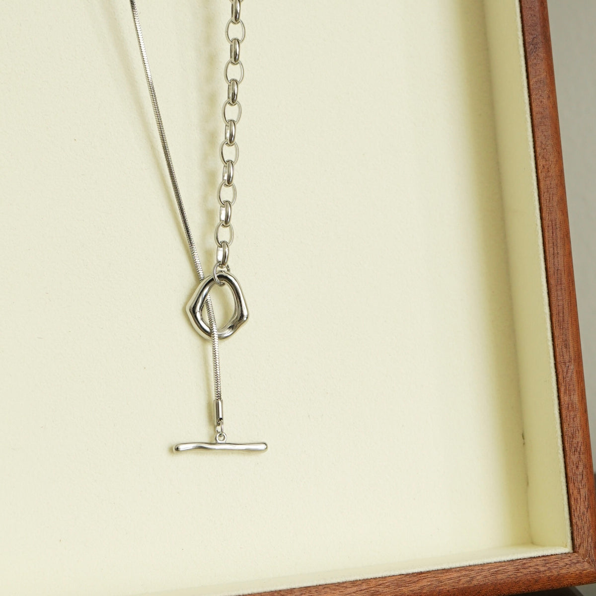 Rivka Chain Link Long Necklace (Silver)