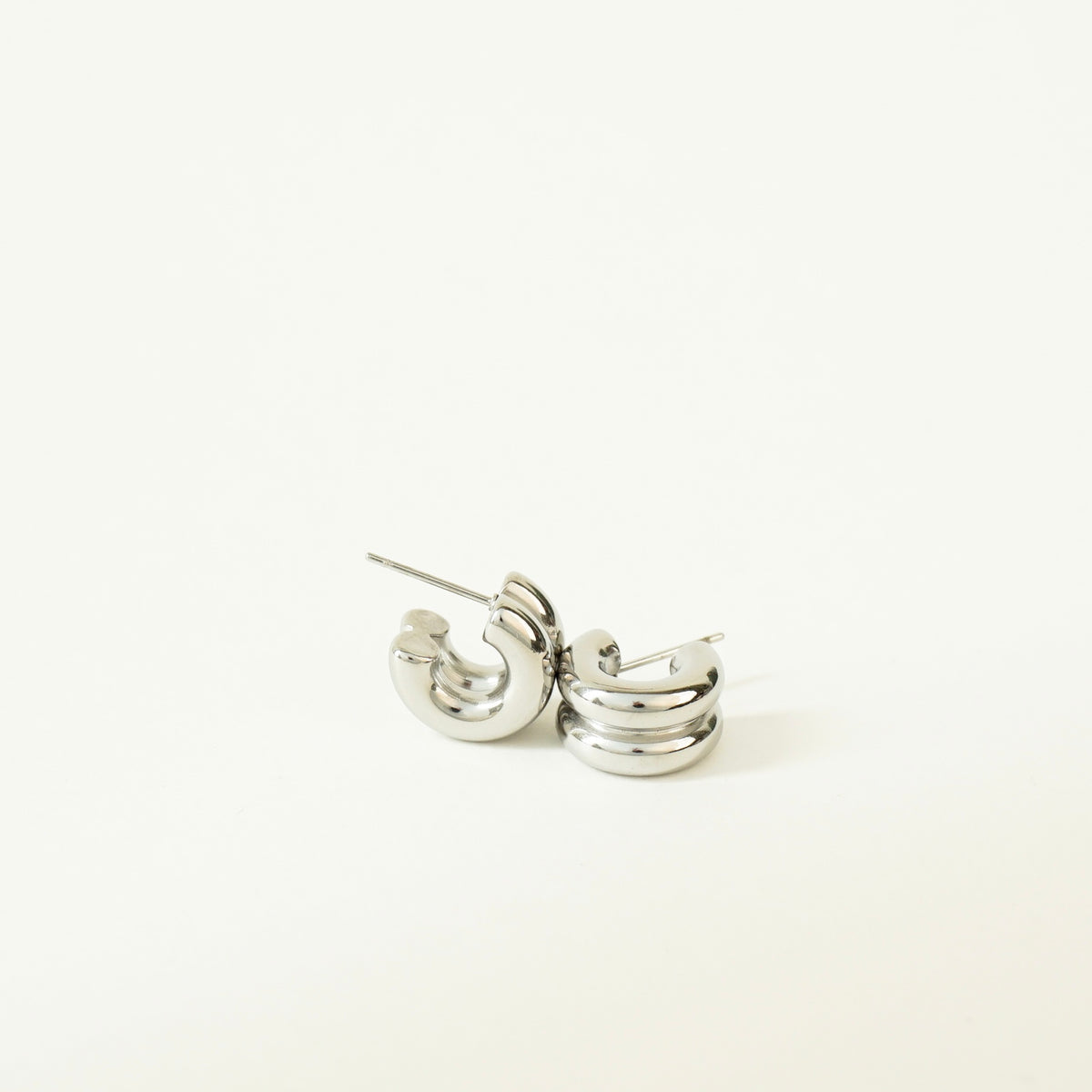 Novalee Double C Hoop Earrings (Silver)